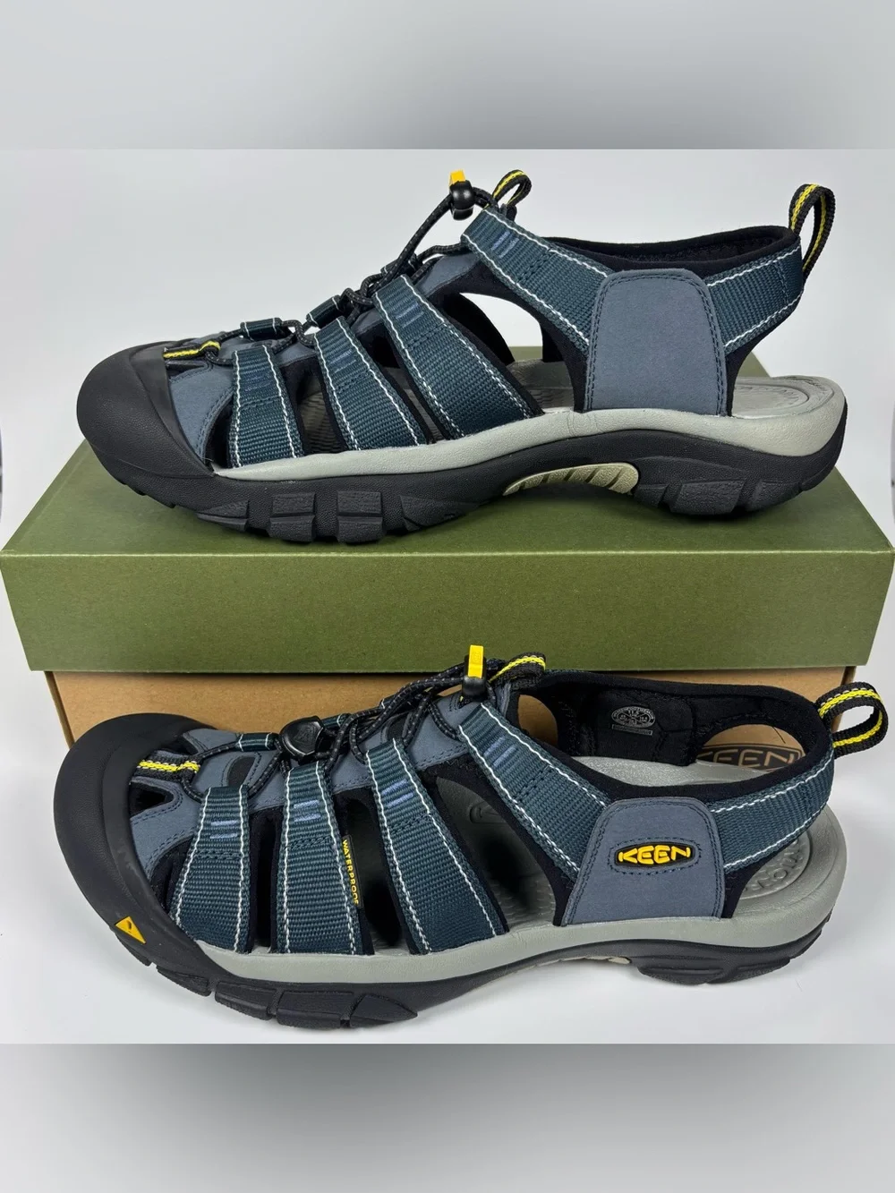 KEEN Newport H2 Mens US 11.5 Sport Sandals Navy Medium Gray Waterproof 1001938